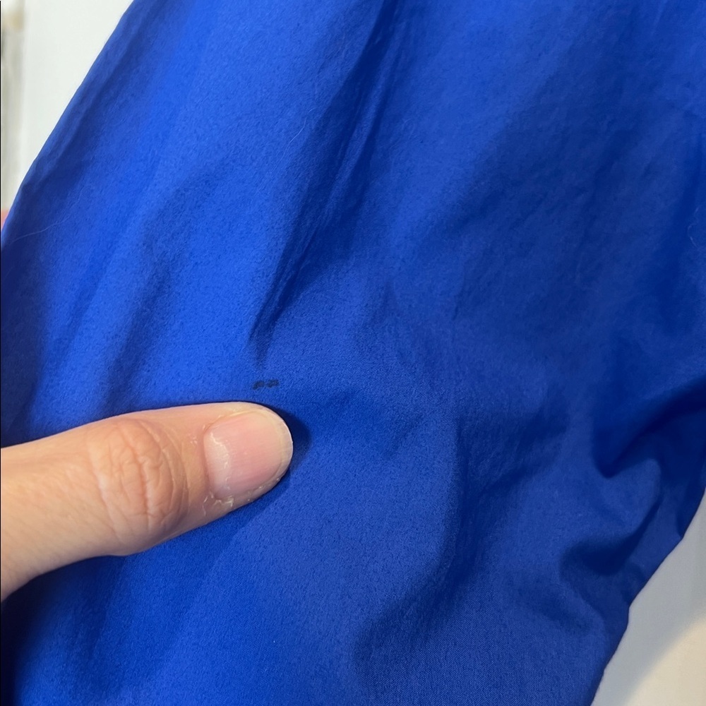 J. Crew Royal Blue Button-Detail Blouse size 2. - Picture 9 of 10